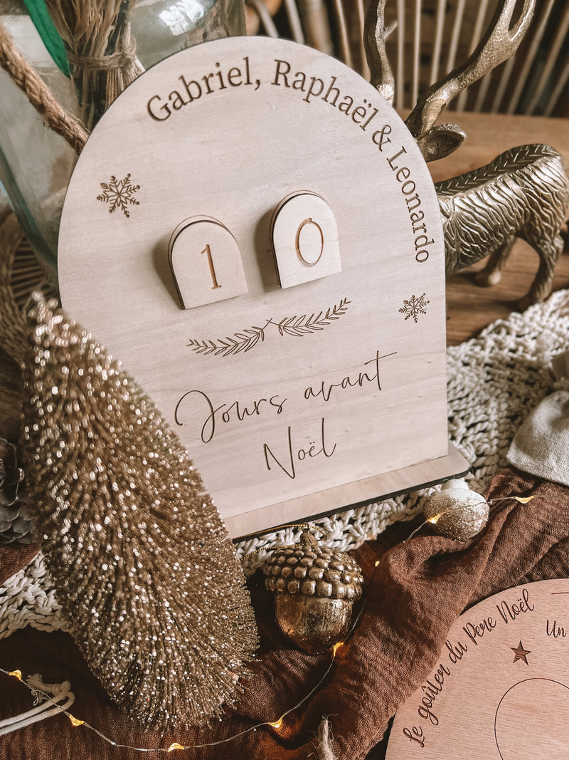 Décennie s de calendrier de compte à rebours de Noël en bois